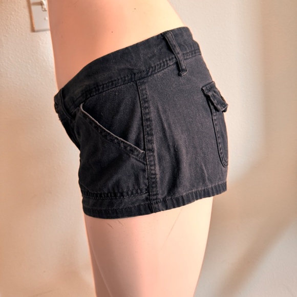 Hollister shorts - Picture 3 of 8